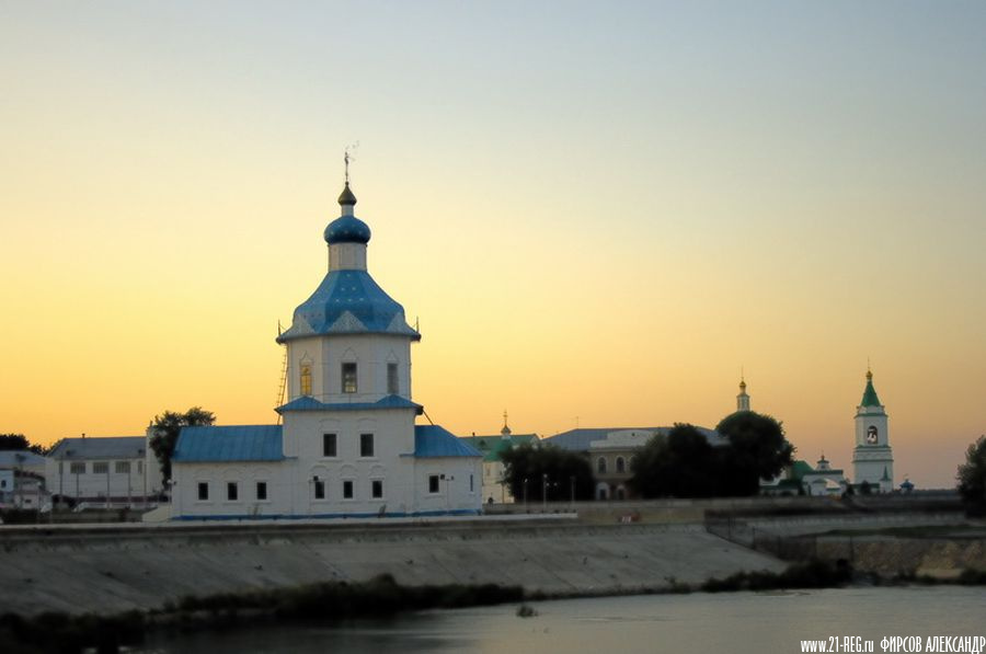 Церковь Успения на закате