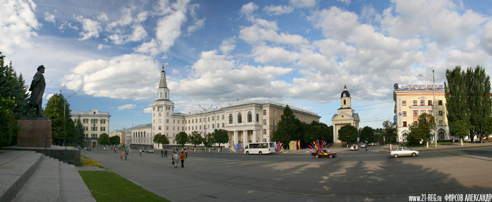 Панорама. Площадь Республики